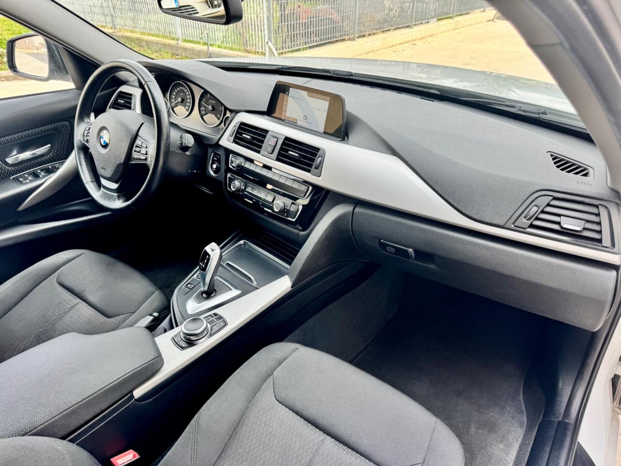 Bmw 320 320d xDrive Touring Business Advantage