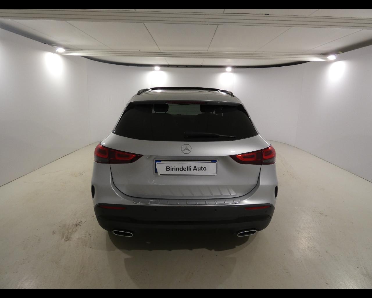 Mercedes-Benz GLA (H247) - GLA 200 d Automatic Premium