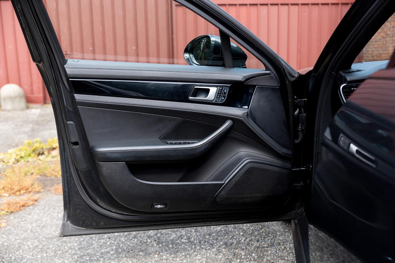 Porsche Panamera 2.9 4