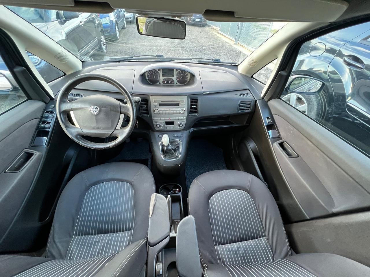 Lancia MUSA 1.4 16V Poltrona Frau