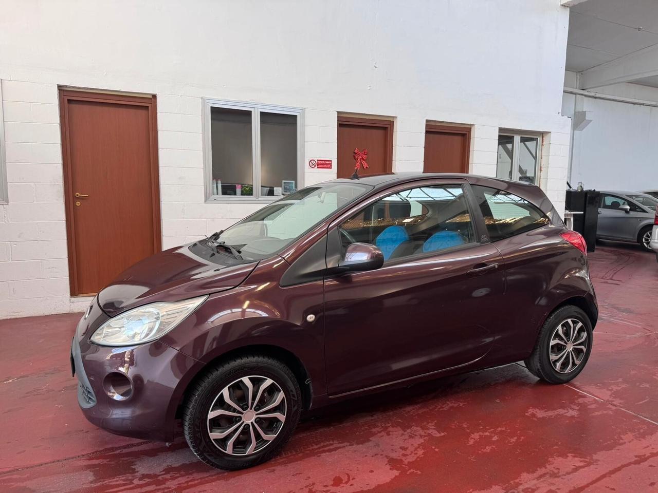 Ford Ka 1.2 8V 69 CV INDIVIDUAL NEOPAT
