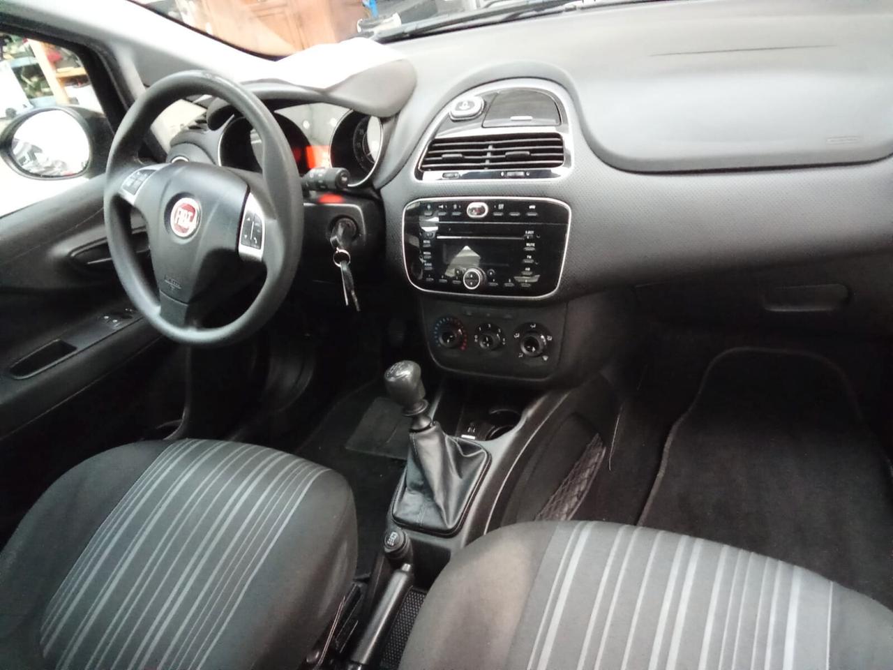 Fiat Punto Evo 1.2 / 51 KW /NEOPATENTATI