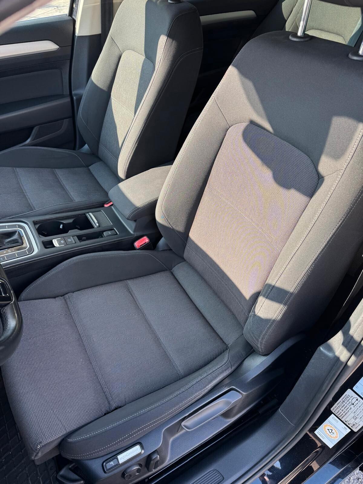 Volkswagen Passat Variant 2.0 TDI DSG Business BlueMotion Tech