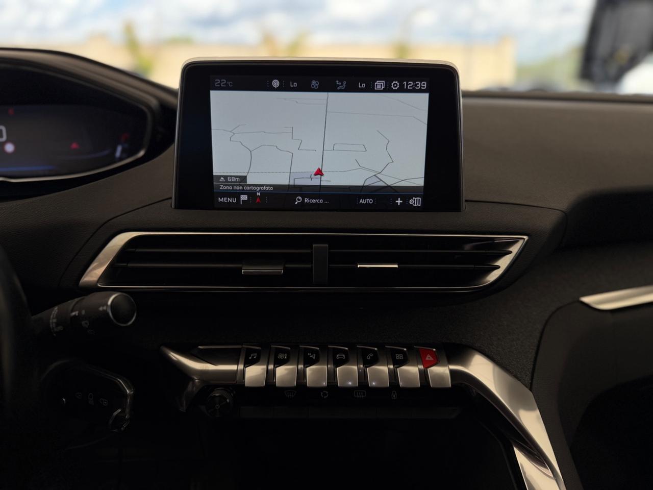 Peugeot 3008 BlueHDi 130 S&S EAT8 Crossway