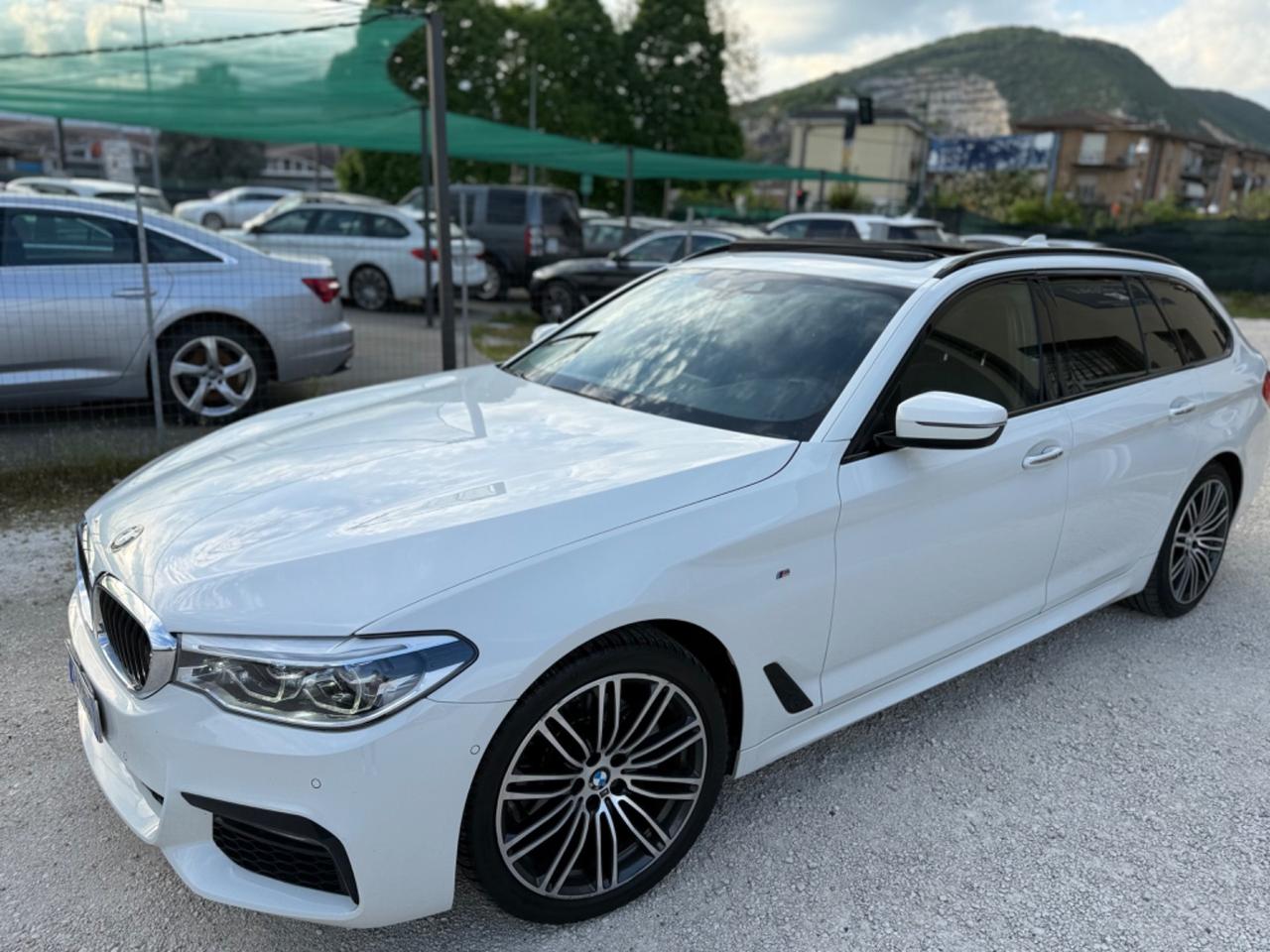 Bmw 520 520d xDrive Touring Msport Full Tetto