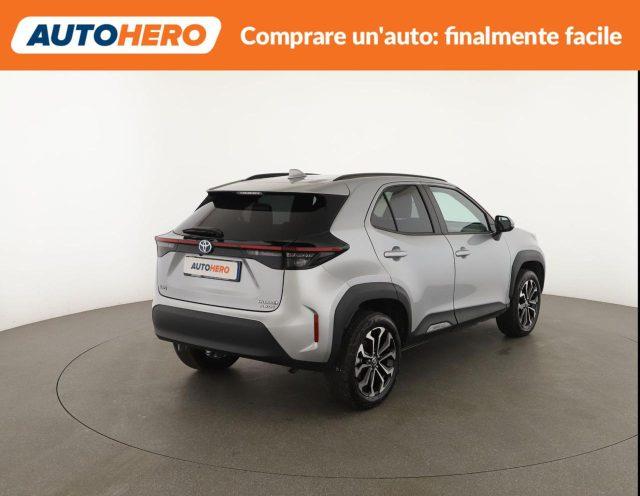 TOYOTA Yaris Cross 1.5 Hybrid 5p. E-CVT AWD-i Orange Edition