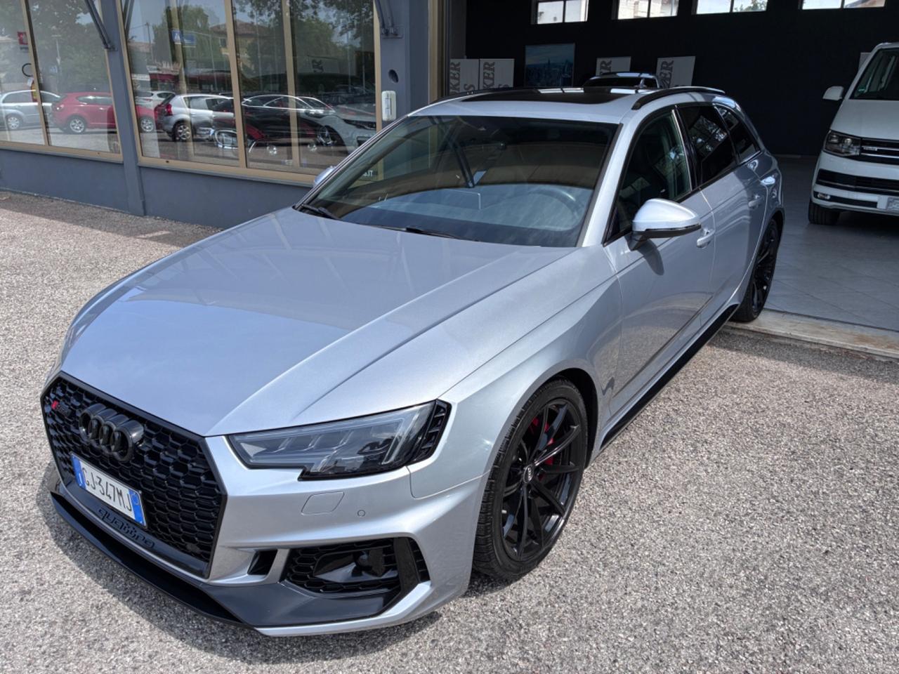 Audi A4 RS 4 Avant 2.9 TFSI quattro tiptronic
