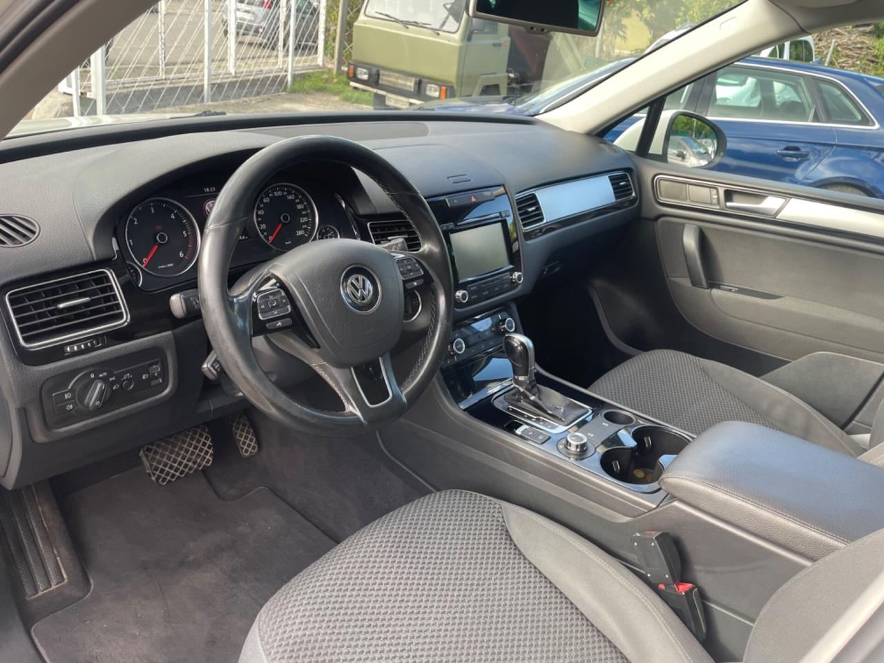Volkswagen Touareg 3.0 TDi