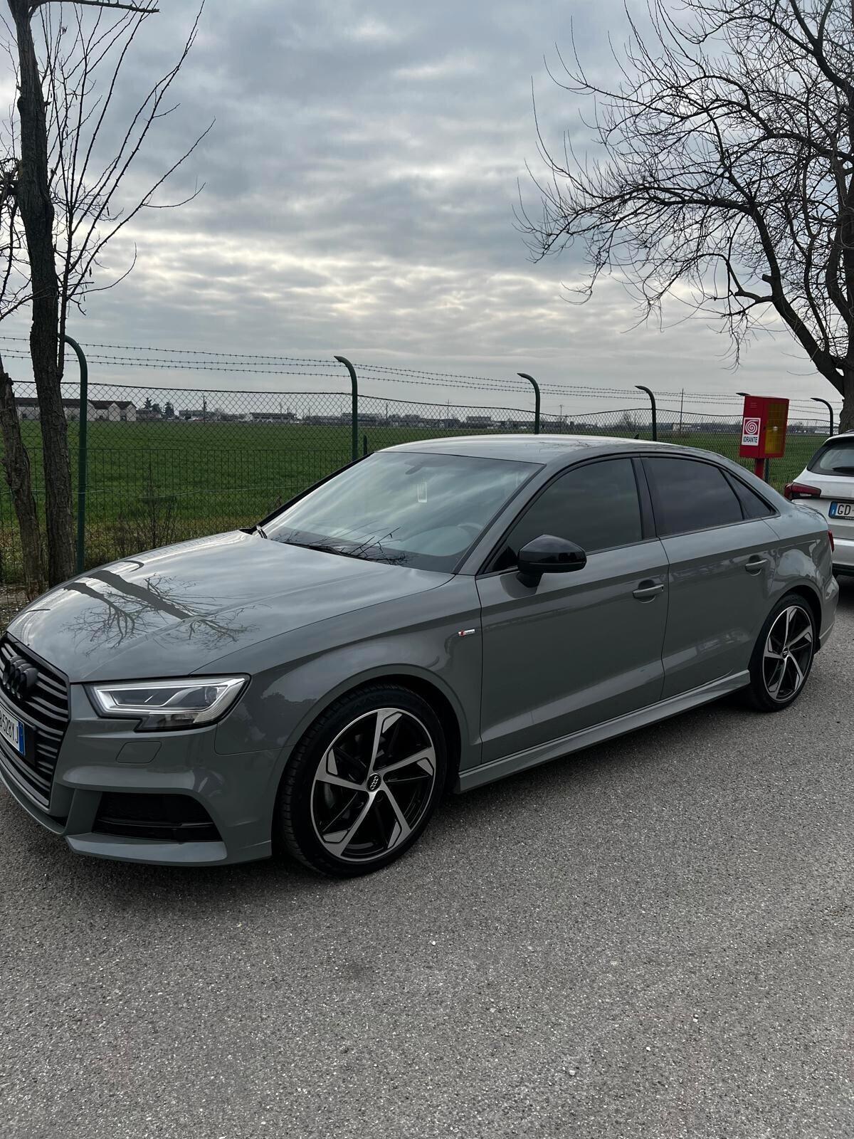 Audi A3 Sedan 30 TDI Business