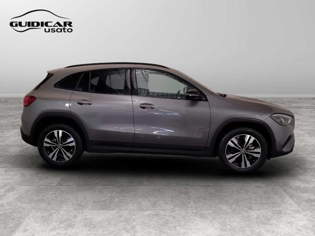 Mercedes-Benz GLA-H247 2023 - GLA 200 d Progressive Advanced auto