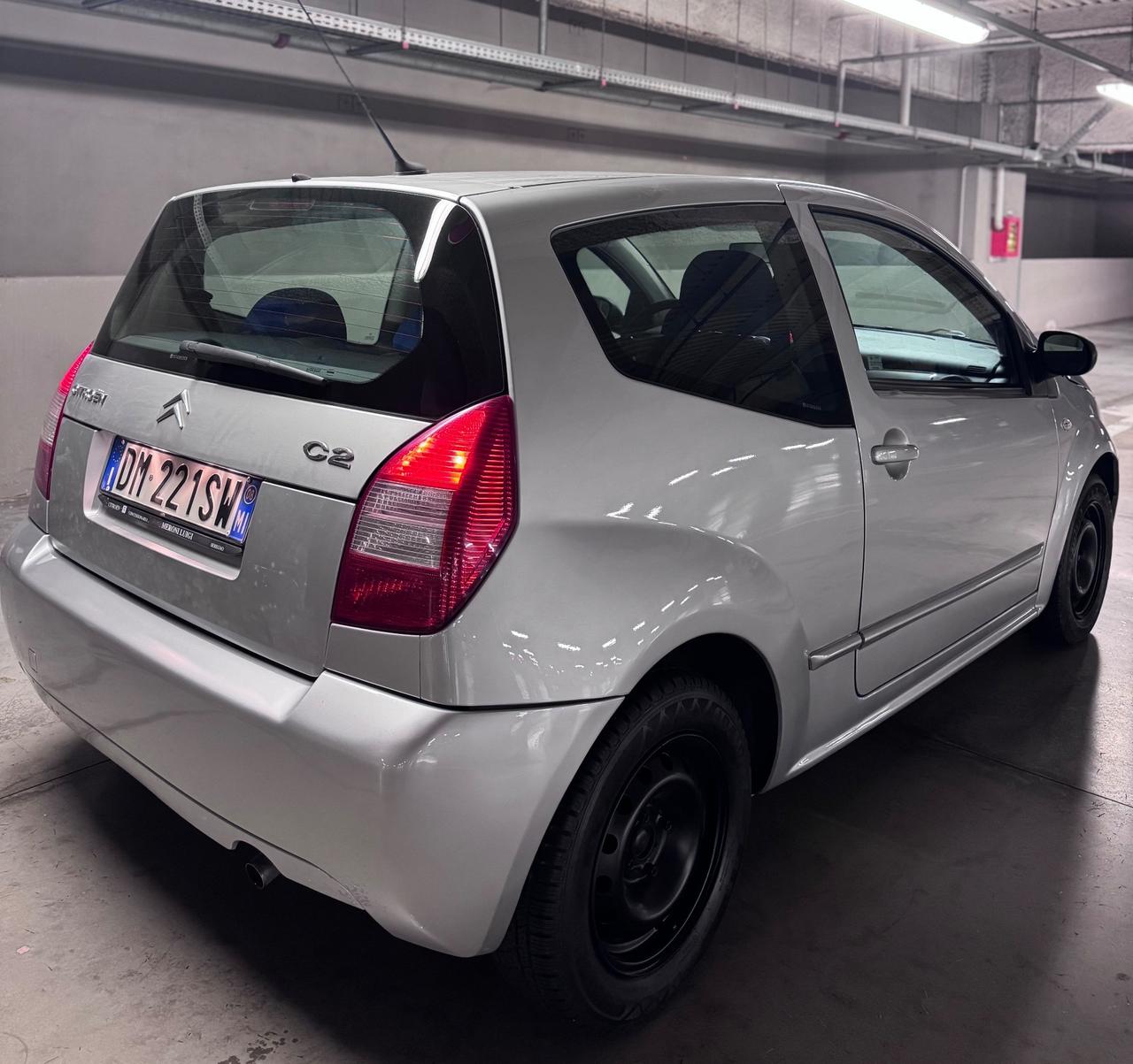 Citroën C2 1.1 VTR • Solo 42.110 km • Unico Proprietario
