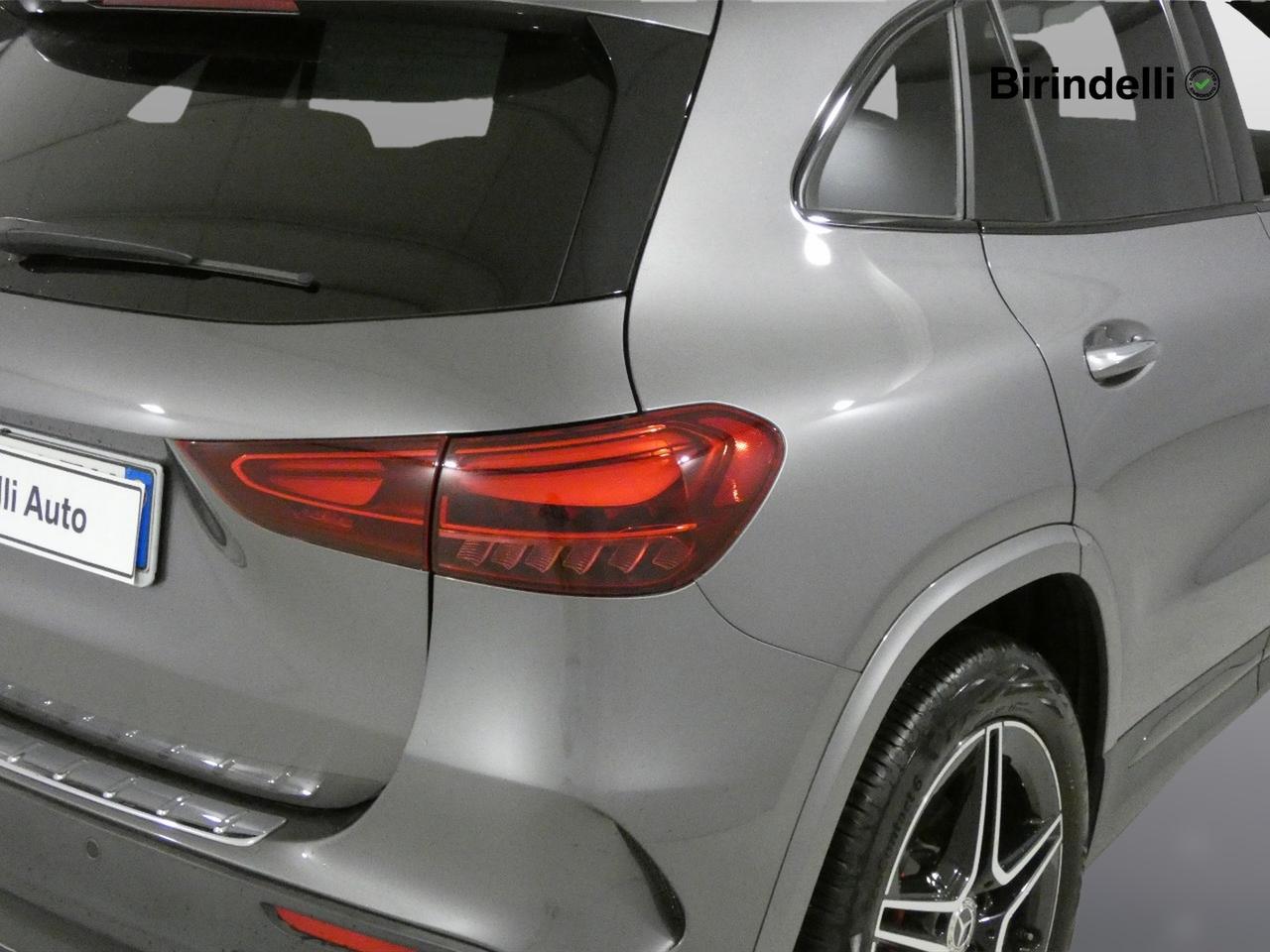 Mercedes-Benz GLA (H247) - GLA 200 d Automatic AMG Line Premium