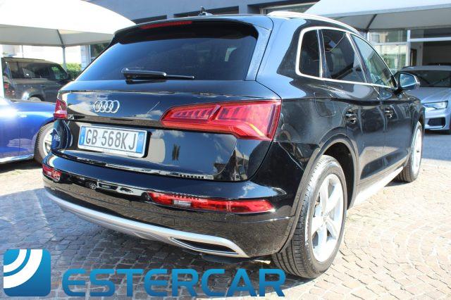 AUDI Q5 30 TDI S tronic Business Sport