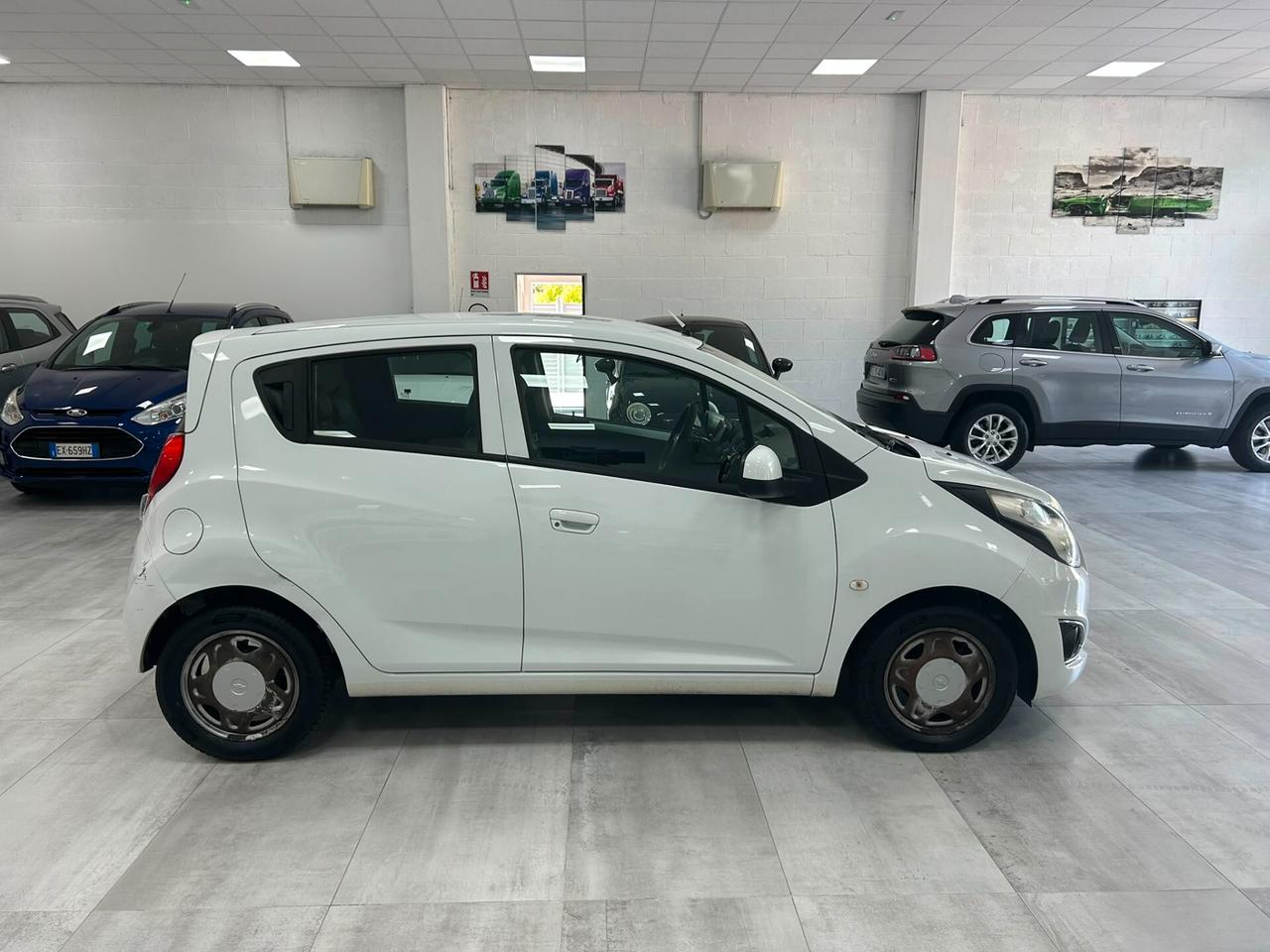 Chevrolet Spark 1.0 LT