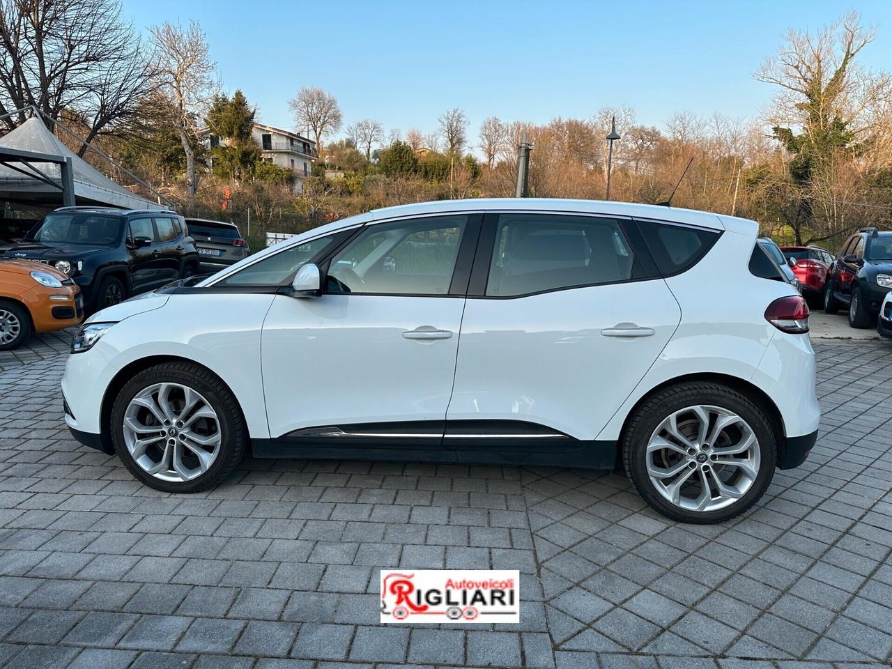 Renault Scénic Blue dCi 150 CV Initiale Paris