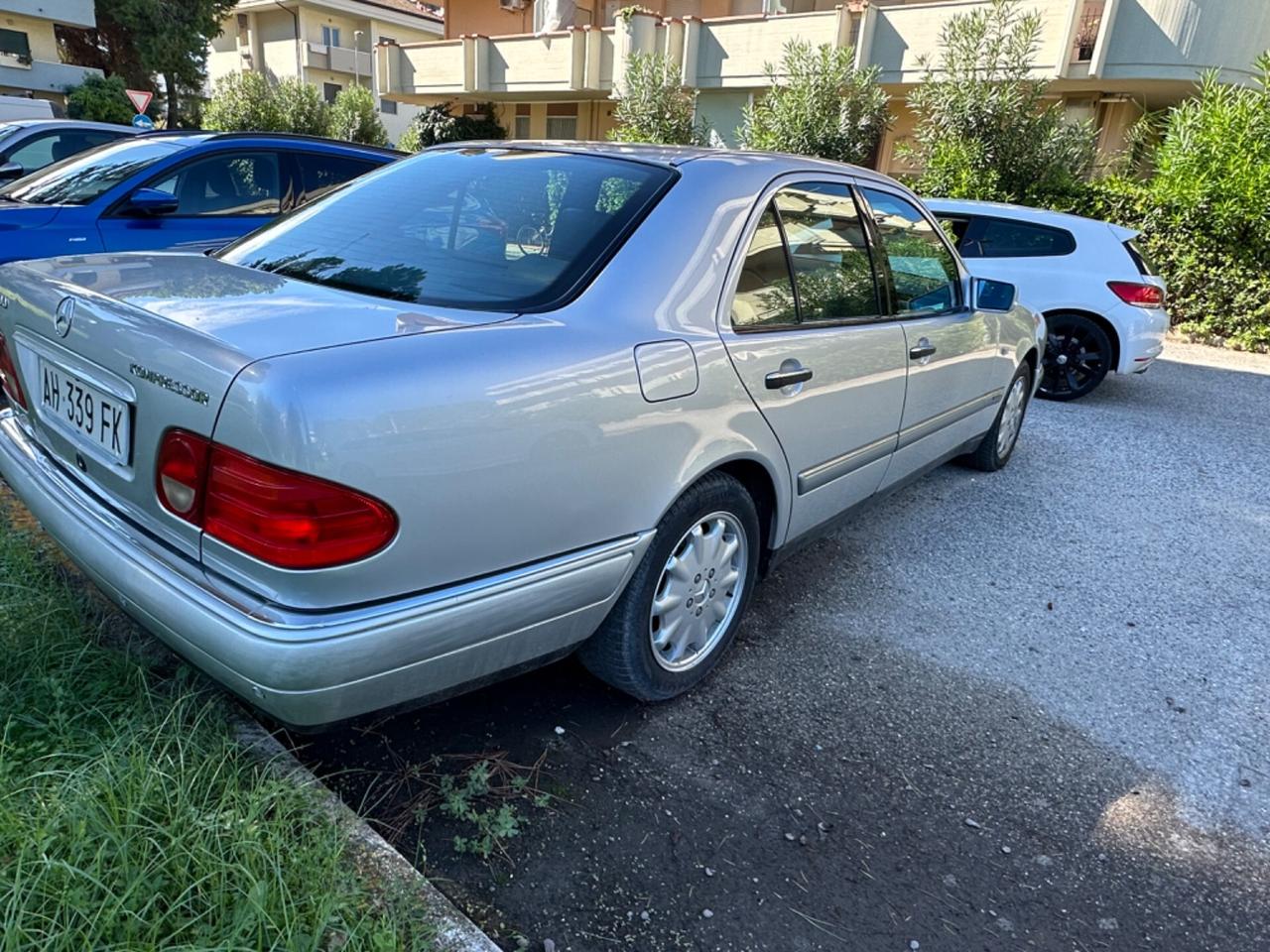 Mercedes-benz E 200 E 200 Kompressor cat Avantgarde