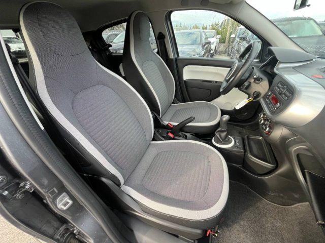 RENAULT Twingo Twingo 1.0 SCe Limited