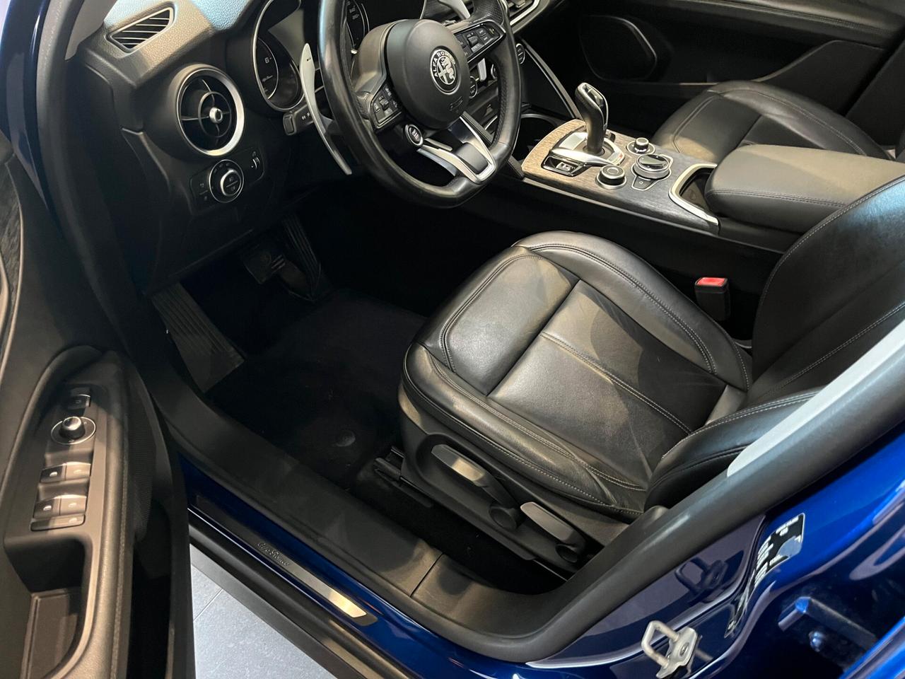Alfa Romeo Stelvio 2.2 Turbodiesel 190 CV AT8 RWD Executive