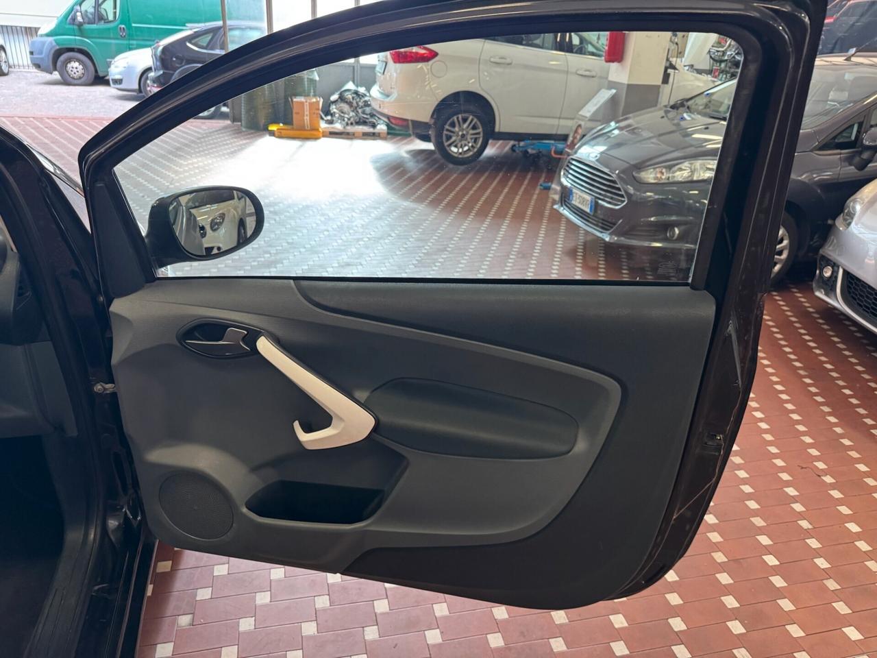 Ford Ka 1.2 8V 69CV Titanium - UNICO PROPRIETARIO