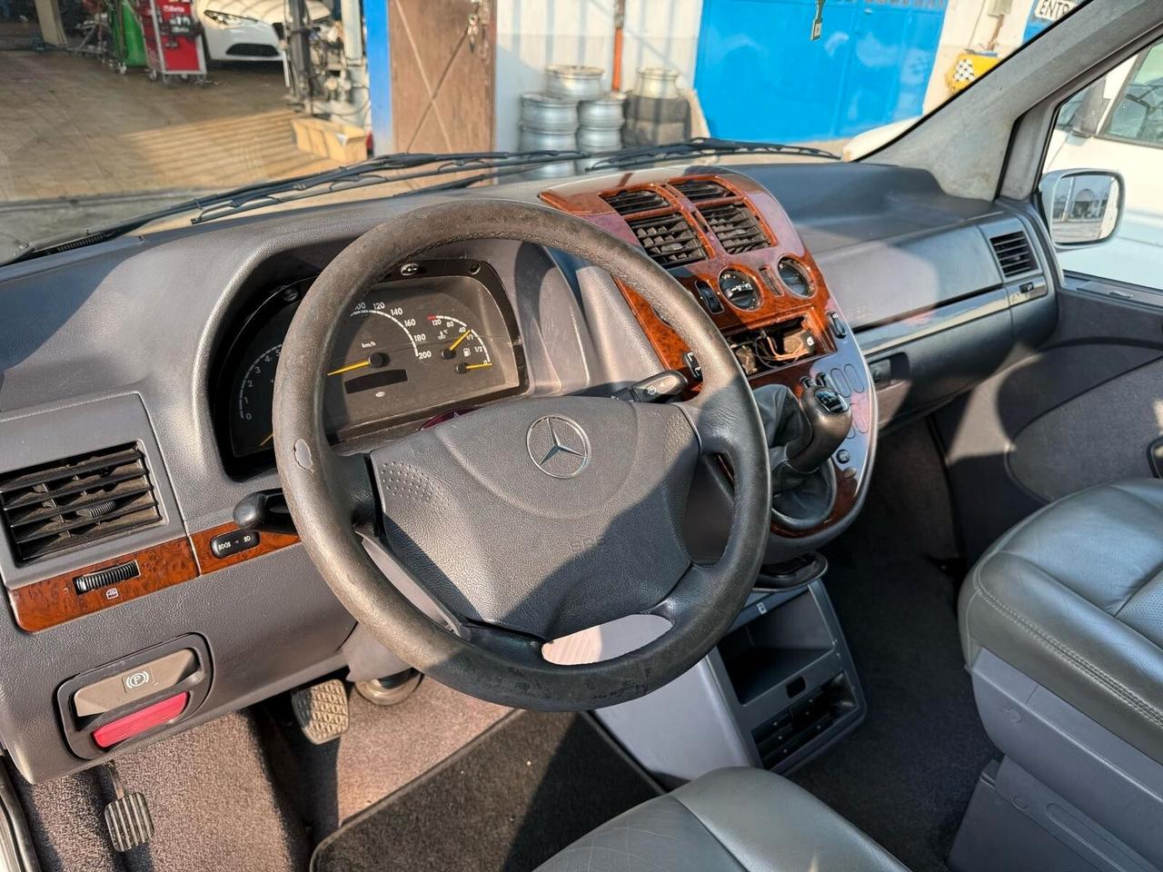 Mercedes-benz V 220 CDI cat Ambiente