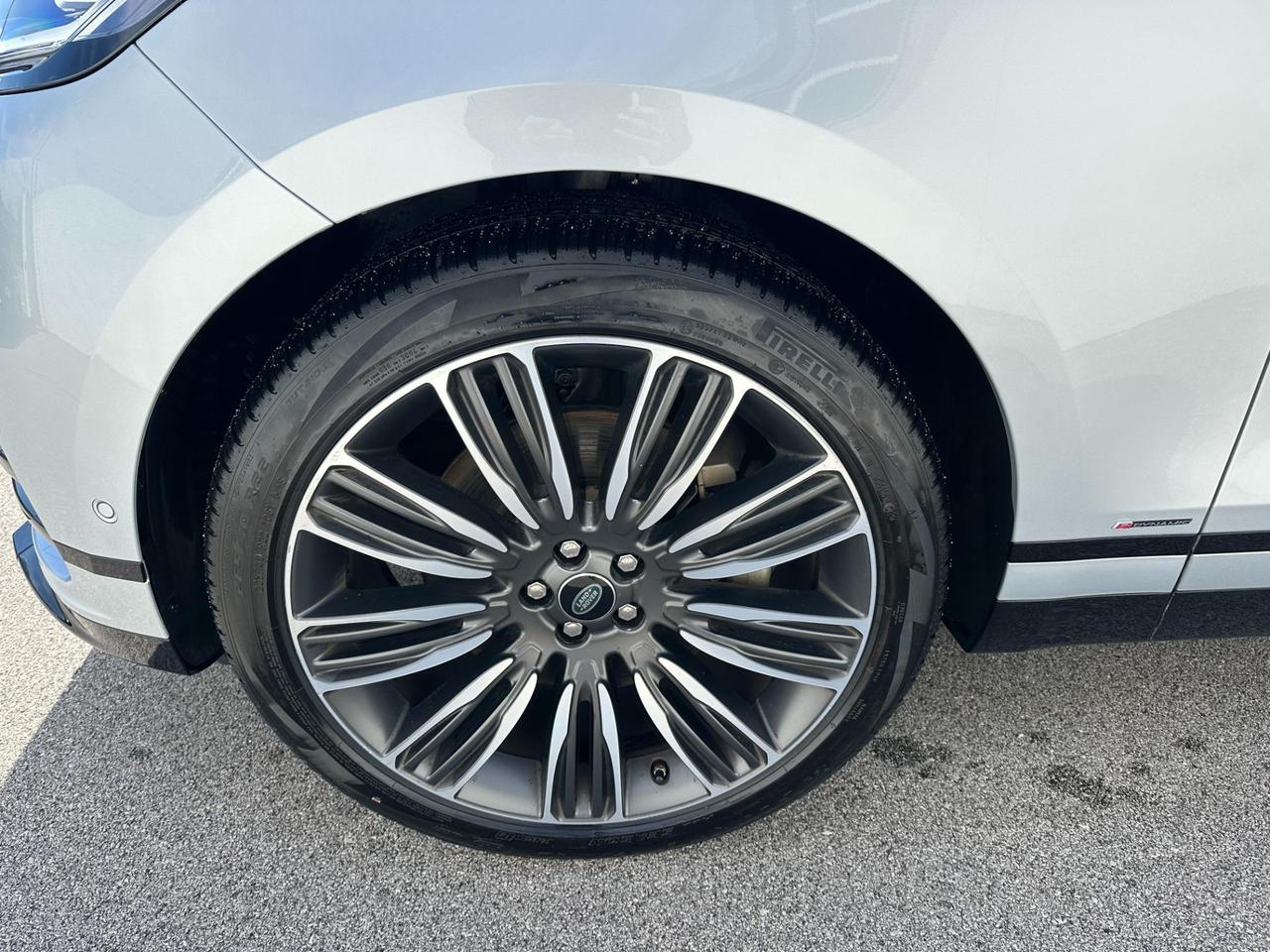 Land Rover Range Rover Velar 3.0d i6 mhev R-Dynamic HSE 4wd 300cv auto