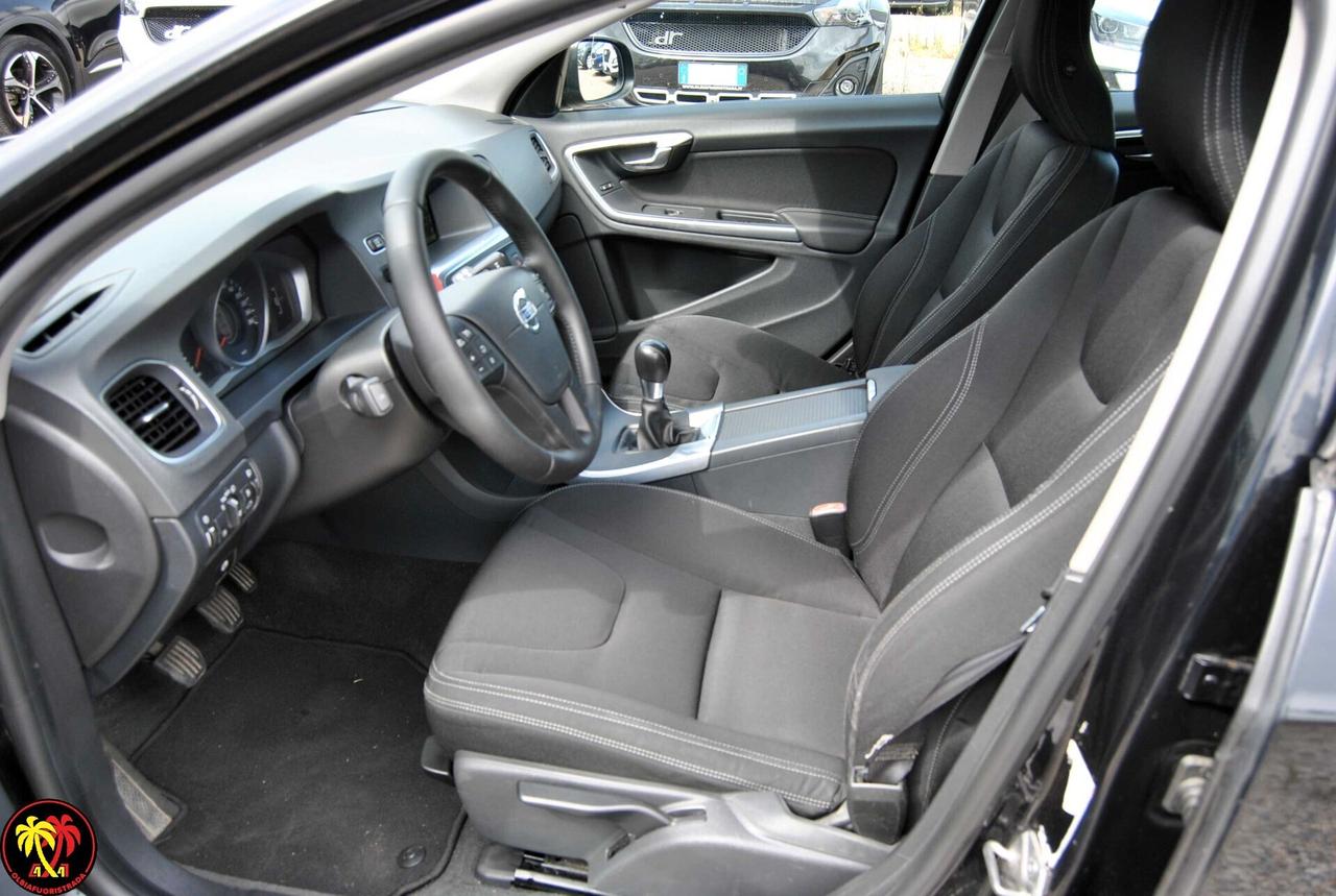 Volvo V60 D2 1.6 Kinetic