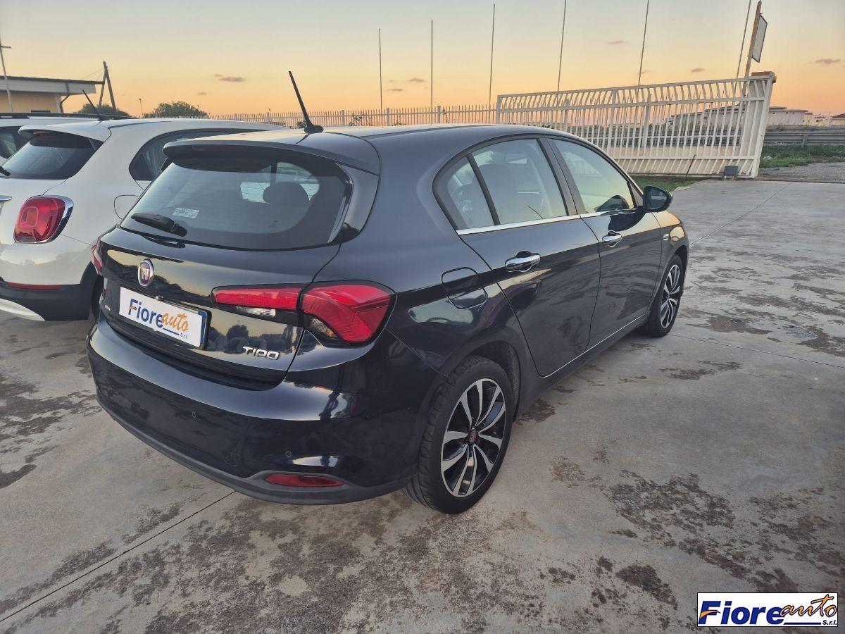 FIAT - Tipo - 1.6 Mjt S&S 5p. Lounge