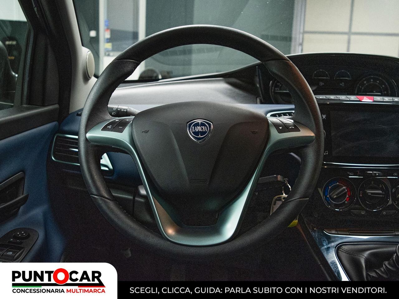 Lancia Ypsilon 1.0 FireFly 5 porte S&S Hybrid Platino