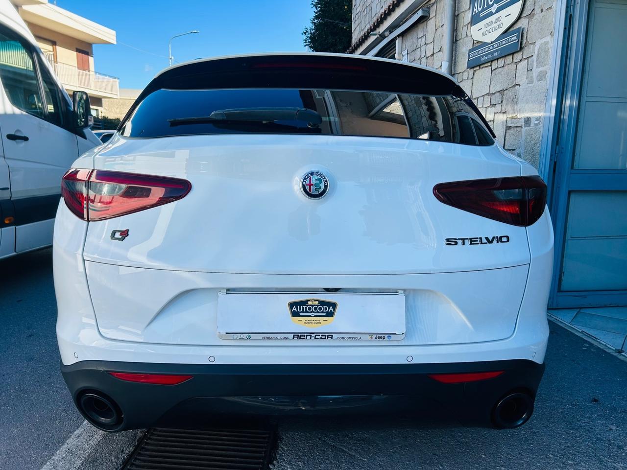 Alfa Romeo Stelvio 2.2 Turbodiesel 190 CV AT8 Q4 Sprint