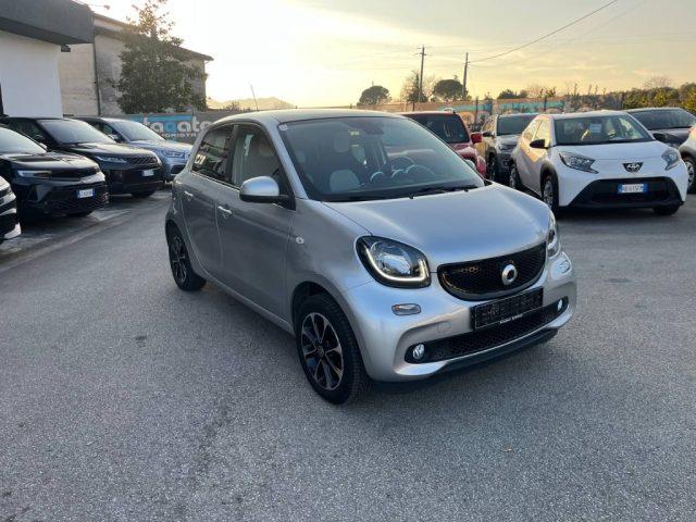 SMART ForFour 70 1.0 Passion
