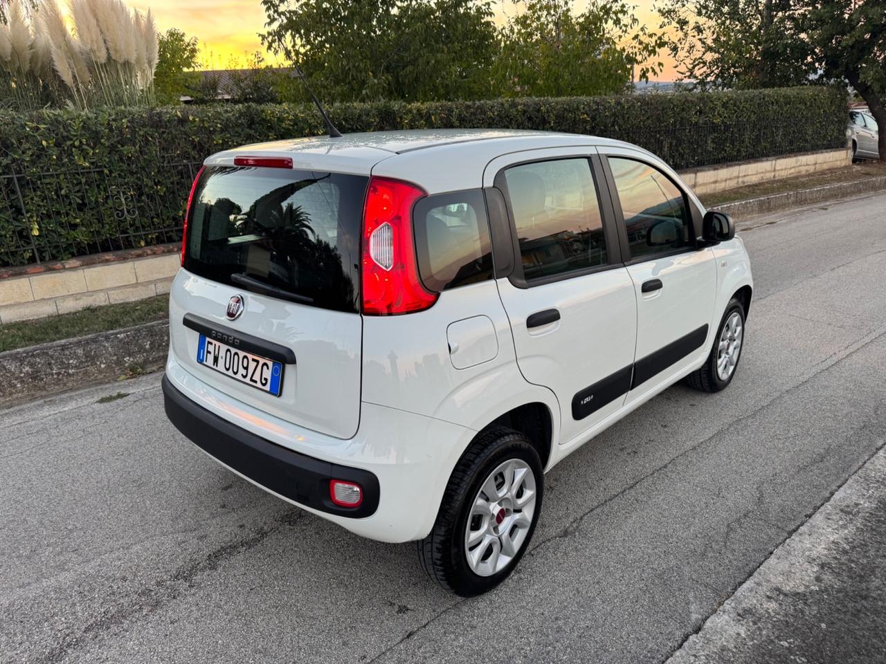 Fiat Panda 0.9 TwinAir Turbo Natural Power Lounge