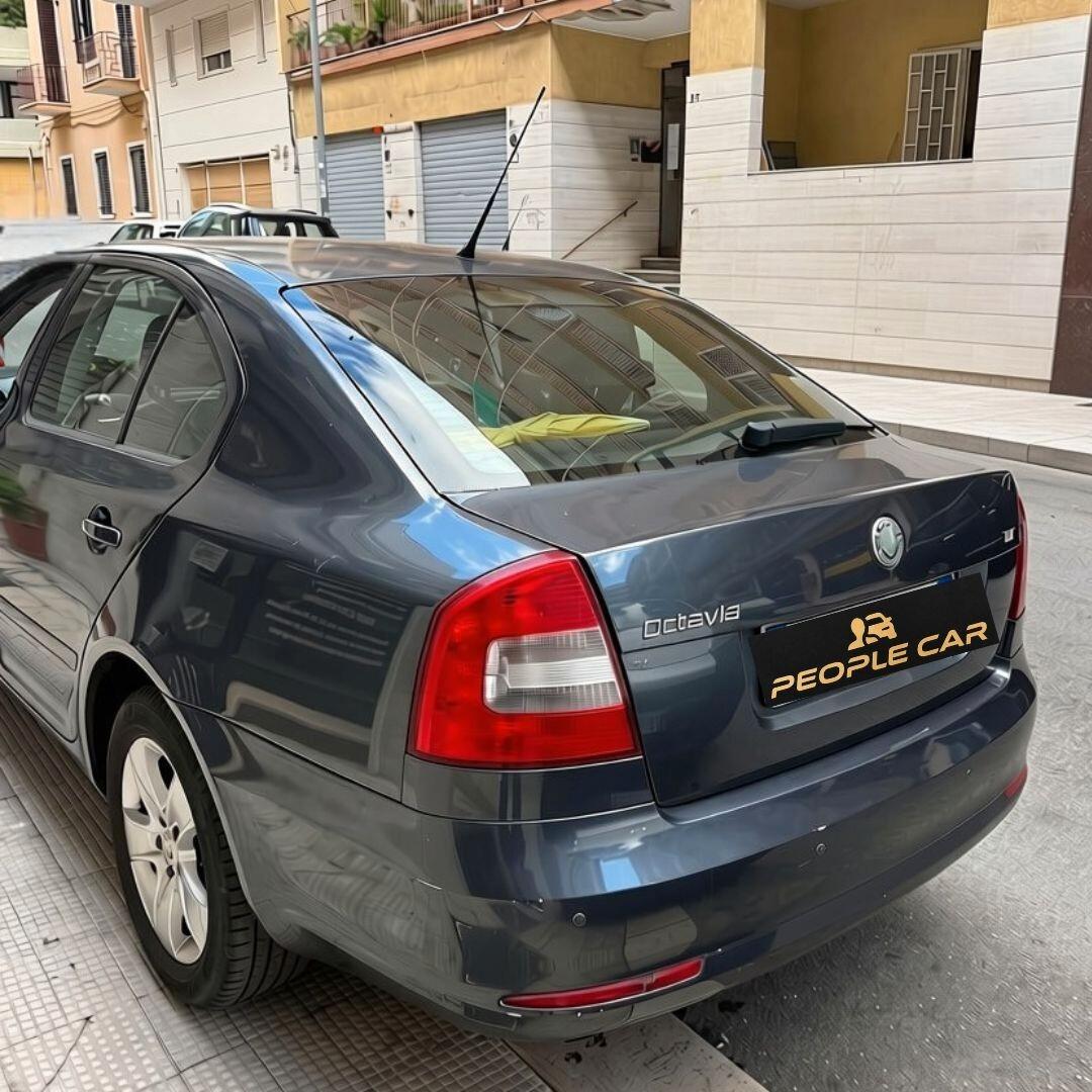 Skoda Octavia 1.6 TDI - 105CV