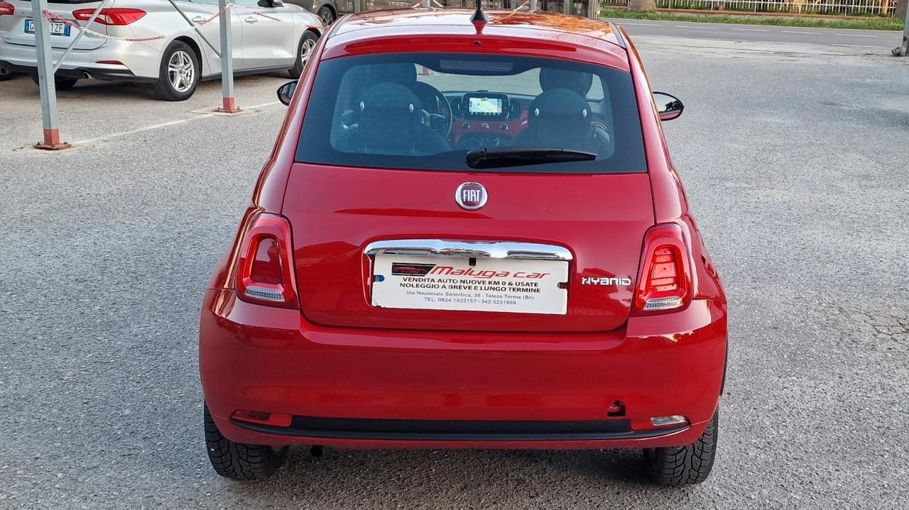 Fiat 500 1.0 Hybrid Red
