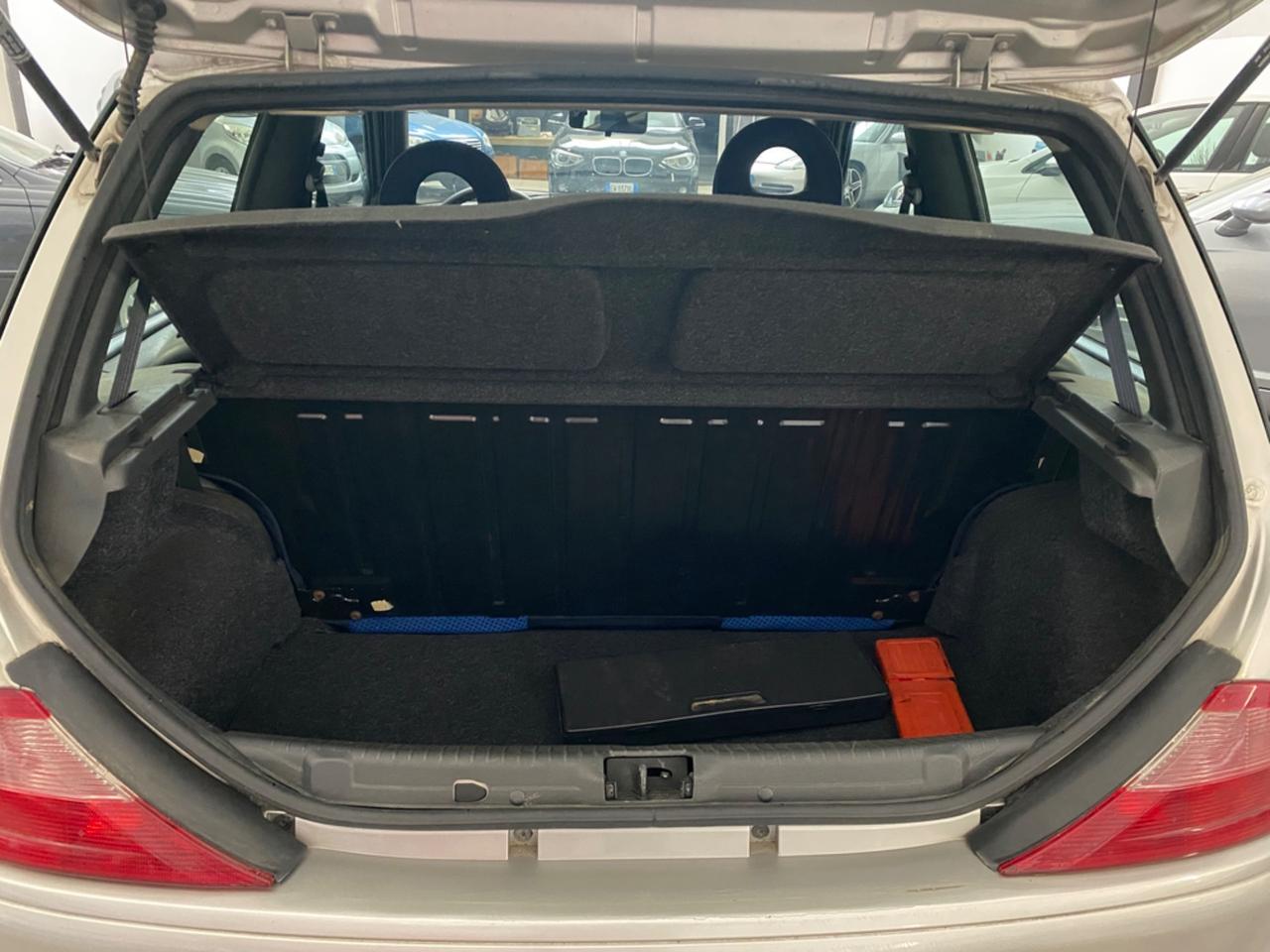 Lancia Y 1.2i cat Elefantino Blu