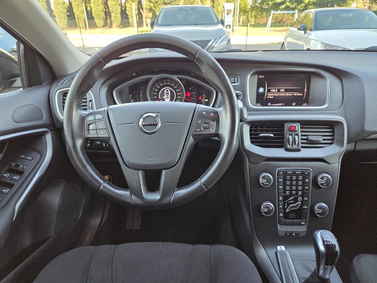 Volvo V40 D2 Business