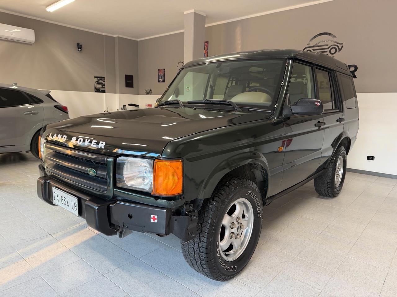 Land Rover Discovery 2.5 td5 AUTOCARRO 2 POSTI OTTIMA BASE PER CAMPER