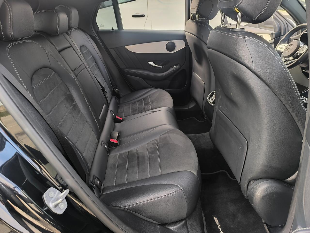 MERCEDES GLC 220 d 4MATIC COUPÉ PREMIUM AMG