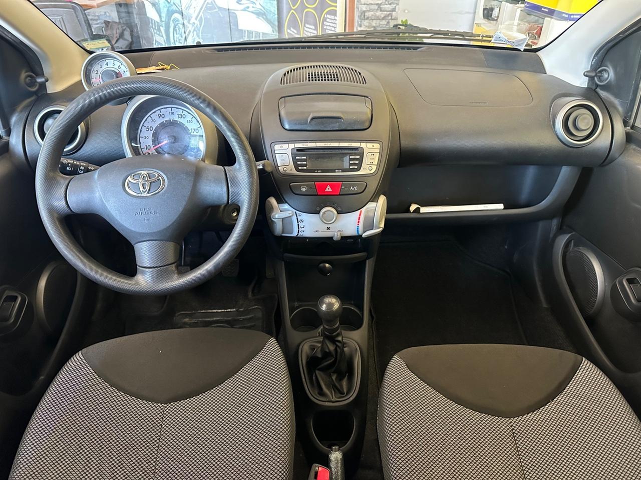 Toyota Aygo 1.0benz. 97.000km