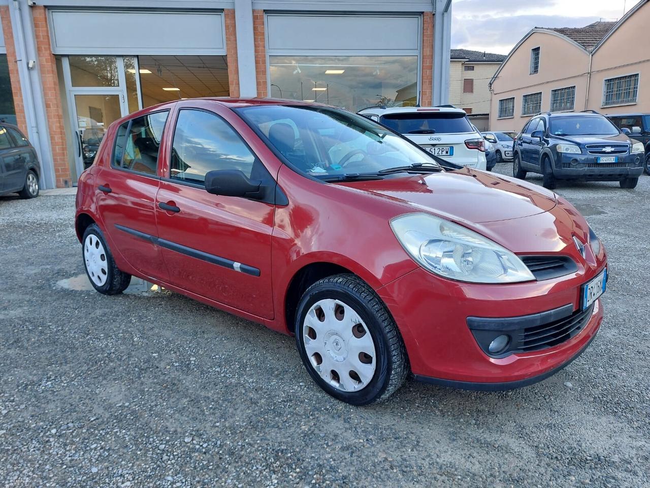 Renault Clio Storia 1.2 16V 5 porte Dynamique