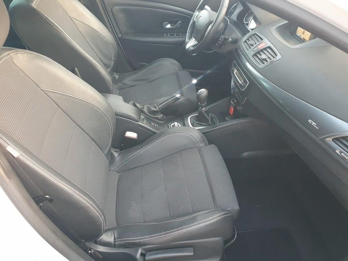 Renault Mégane 1.9 dCi 130CV SporTour GT Line Neop