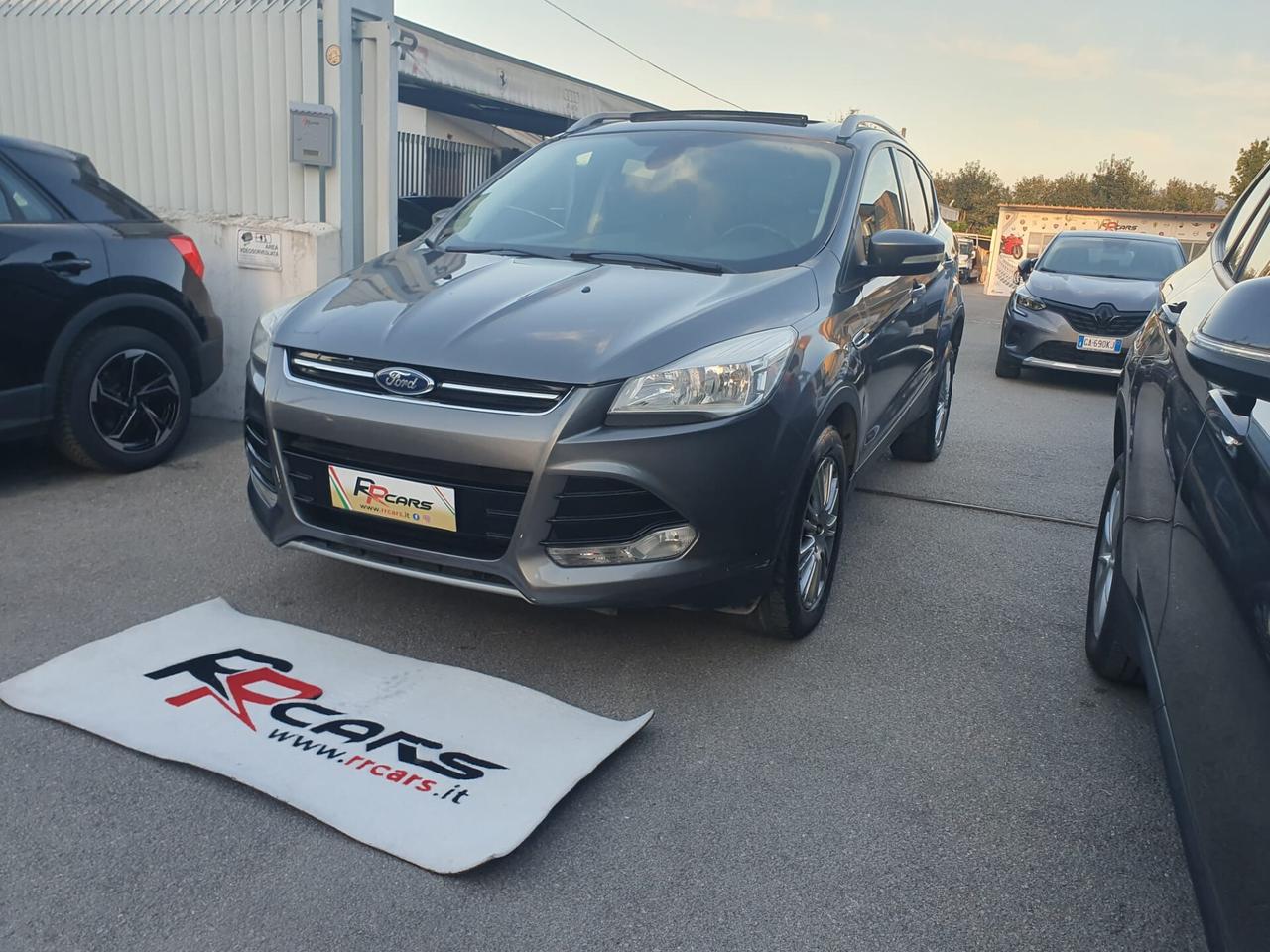 Ford Kuga 2.0 TDCI 140 CV 2WD Titanium