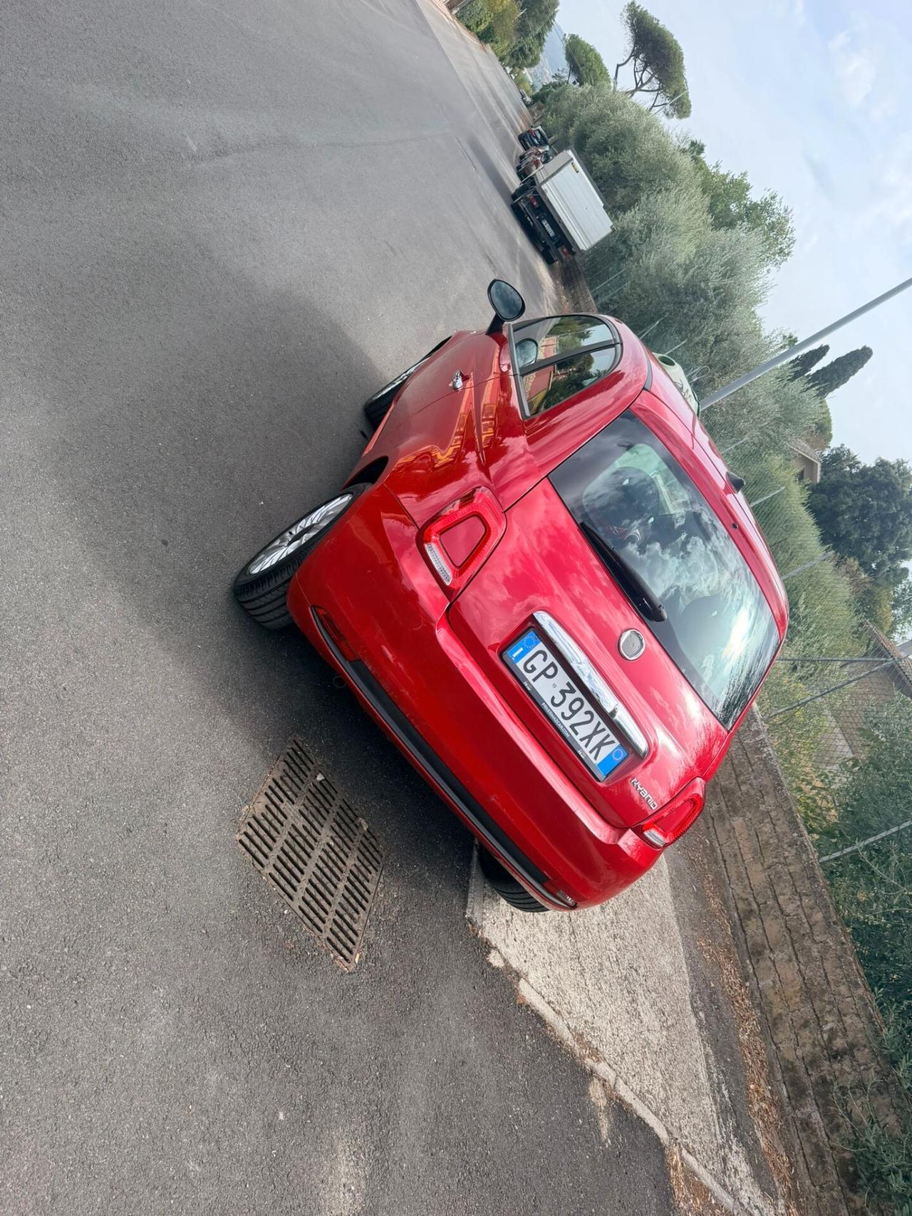 FIAT 500 1.0 HYBRID garanzia inclusa 12 mesi 2023 – 38.000 KM – CARPLAY – CERCHI IN LEGA