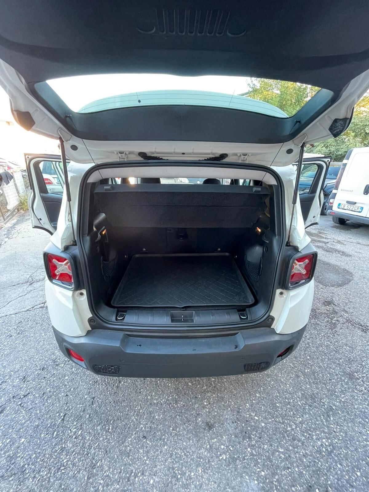 Jeep Renegade 1.4 GPL - 166000 FULL OPTIONAL