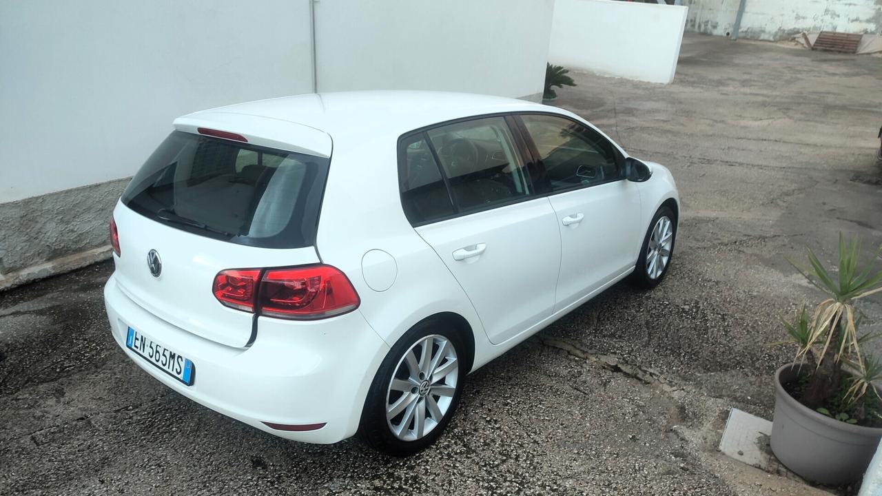 Volkswagen Golf 1.6 TDI DPF 5p. Highline