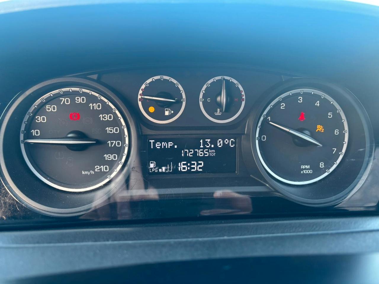 Lancia Ypsilon 1.2 69 CV 5 porte GPL Ecochic Elefantino