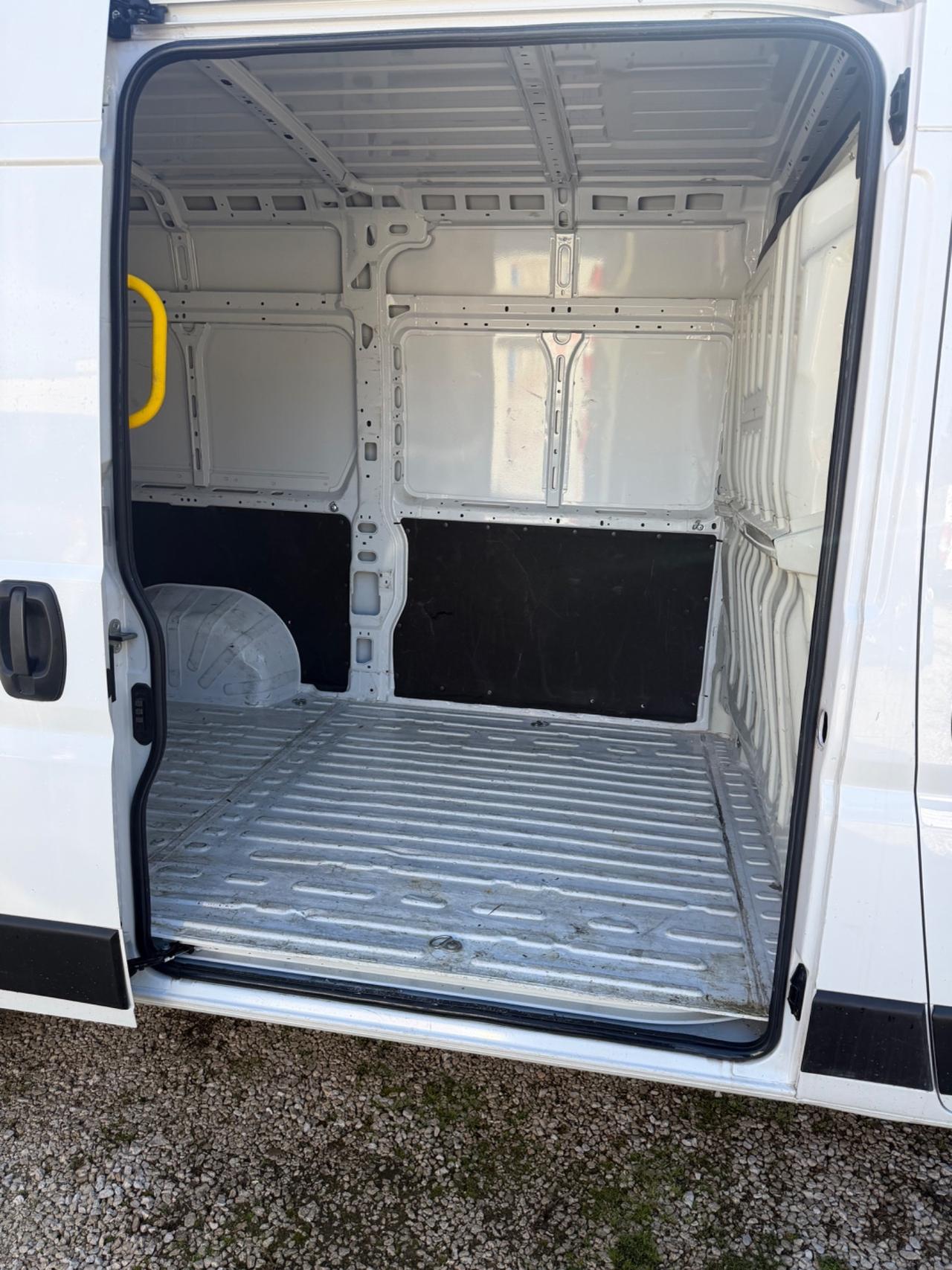 Opel Movano L1H1 2.2 140 CV passo corto