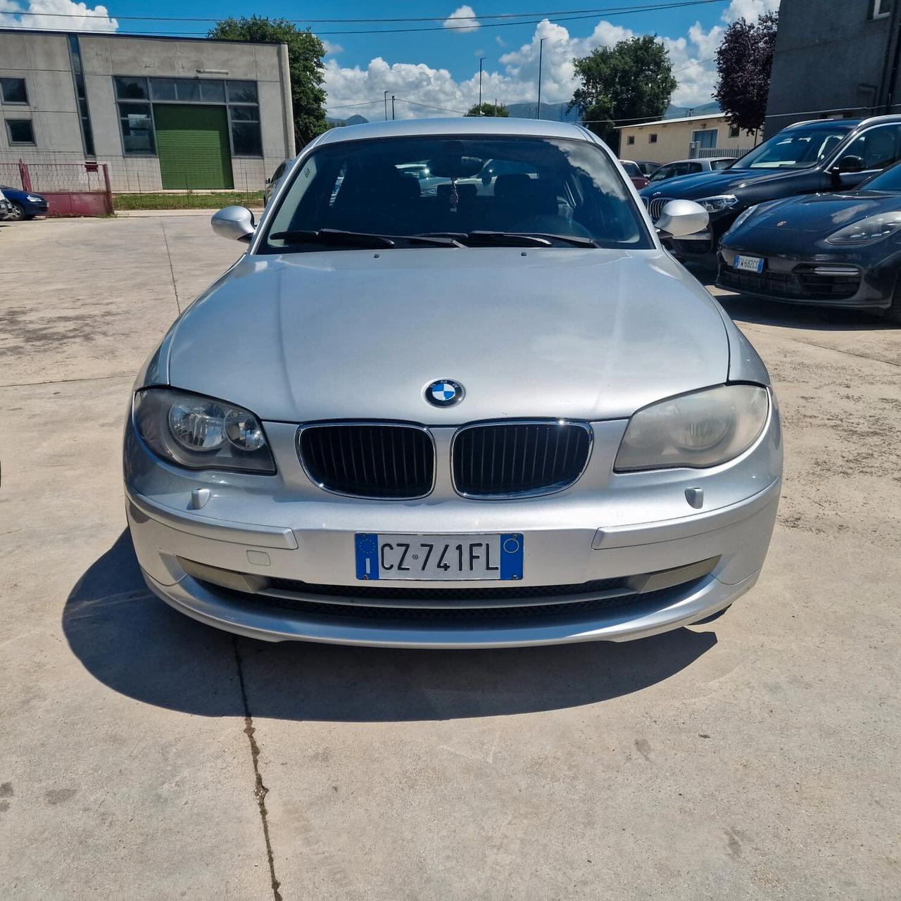 Bmw 118 120d cat 5 porte Attiva