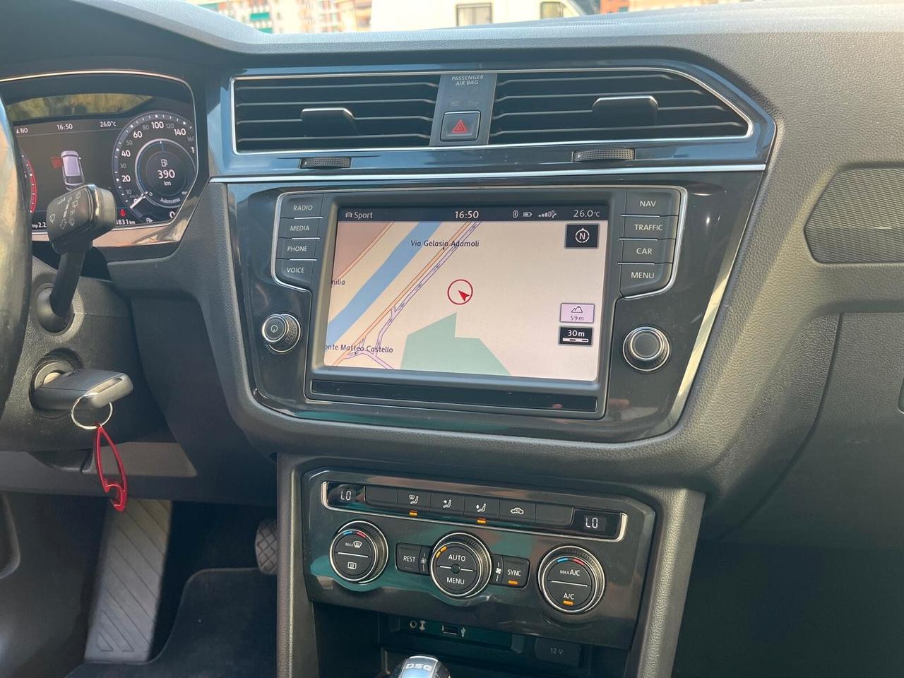 Volkswagen Tiguan 2.0 TDI SCR DSG 4MOTION Executive BMT
