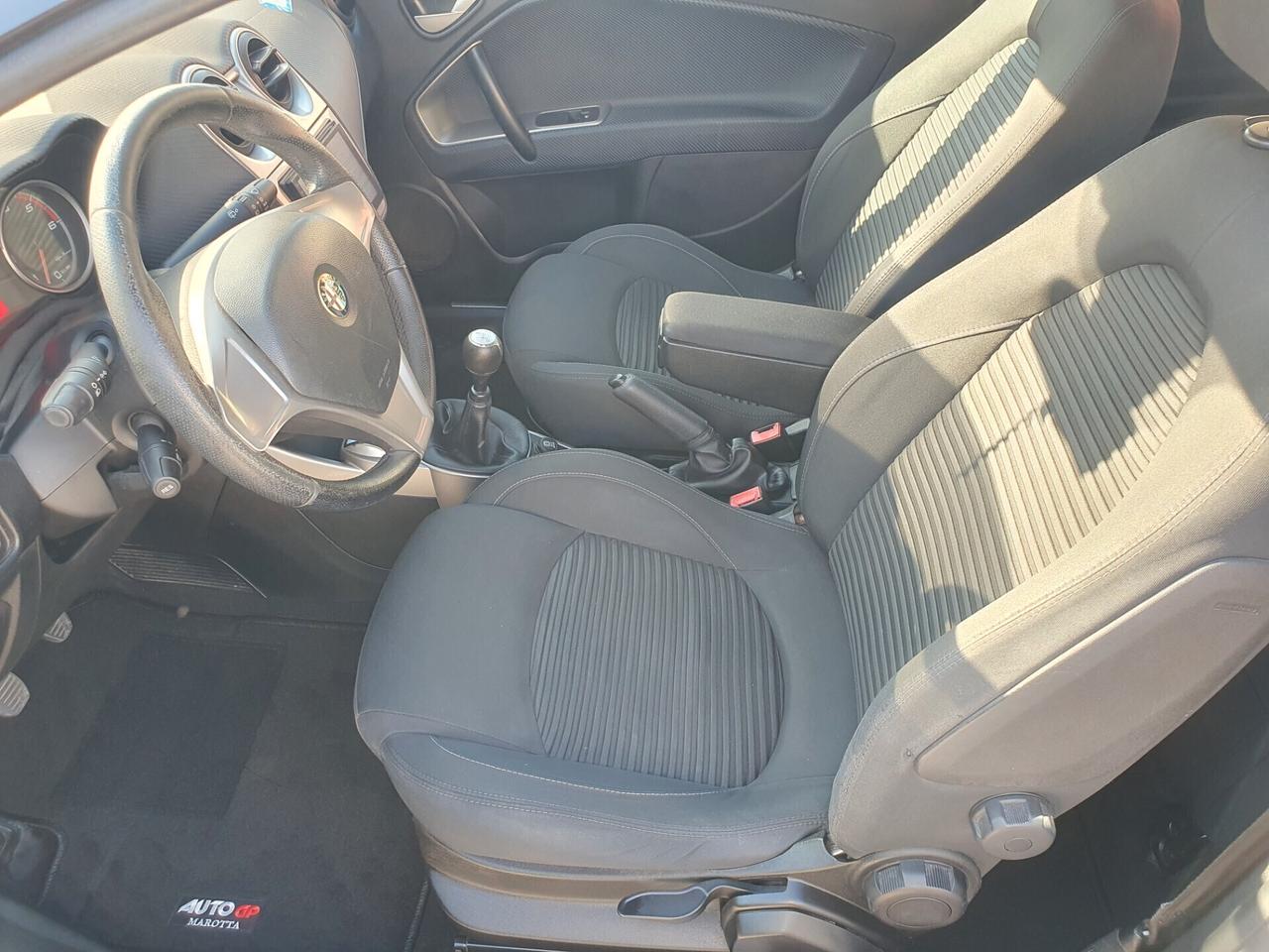 Alfa Romeo MiTo 1.3 JTDm-2 95 CV neopatentati 2012