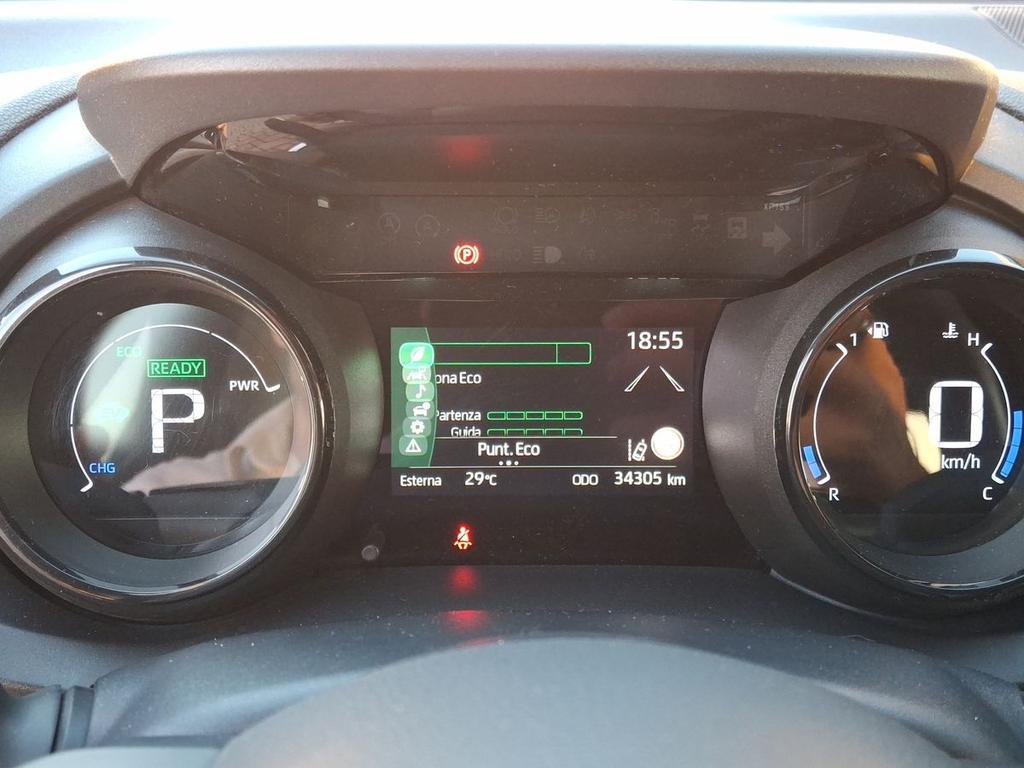 Toyota Yaris 1.5 hybrid Active